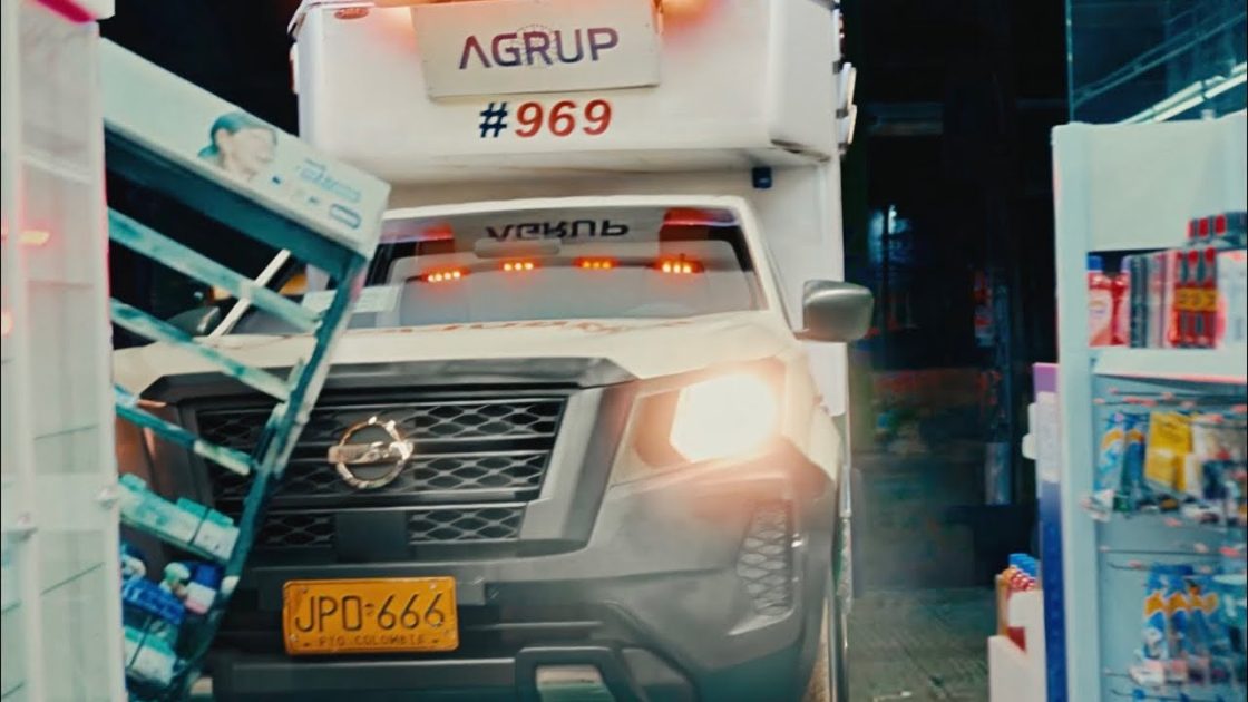 El Esta Flotando | ComVert